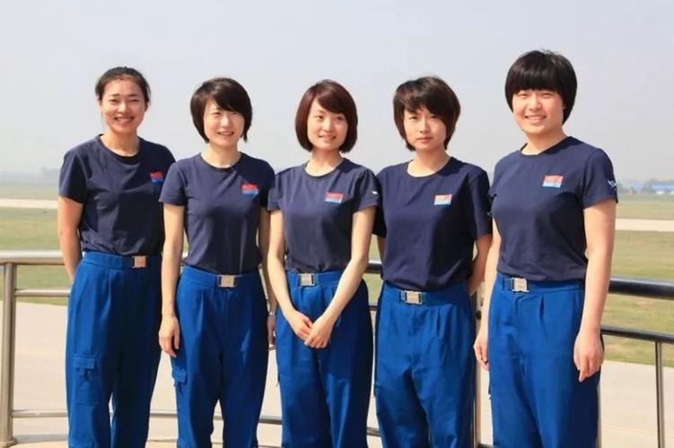女飞行员余旭牺牲七周年,第一批女歼击机飞行员余旭