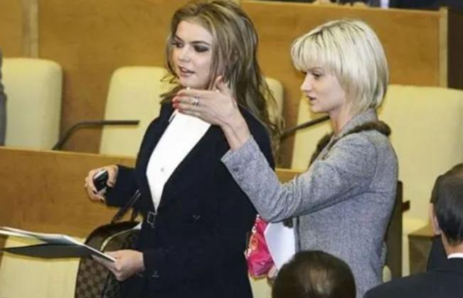 普京离婚了么,普京什么时候和卡巴耶娃在一起的