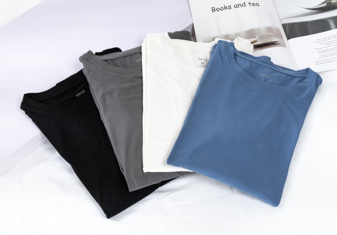 德绒保暖内衣与纯棉内衣哪个更好,德绒保暖内衣薄款和中厚哪种好