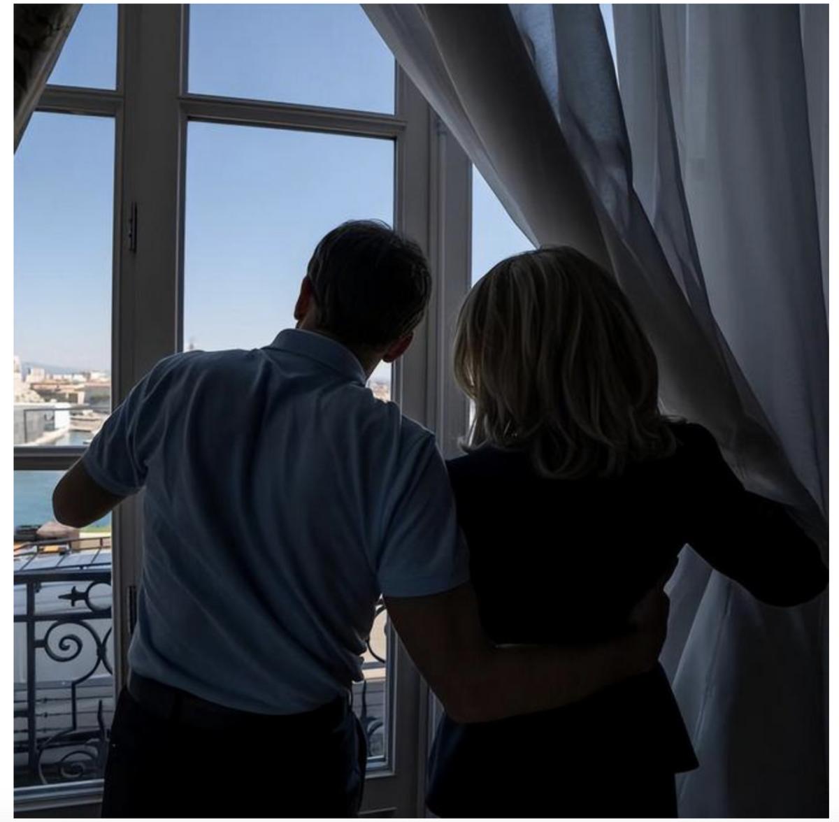 法国夫人买一次性口罩,法国马克龙与妻子