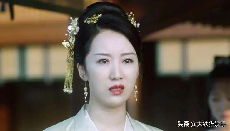 貌美如花眼光却差的6位女星,颜值下滑严重的9位女星