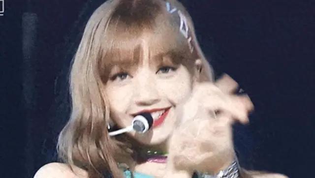 lisa被嘲脱离韩式滤镜颜值大跌,lisa现状变泰妹