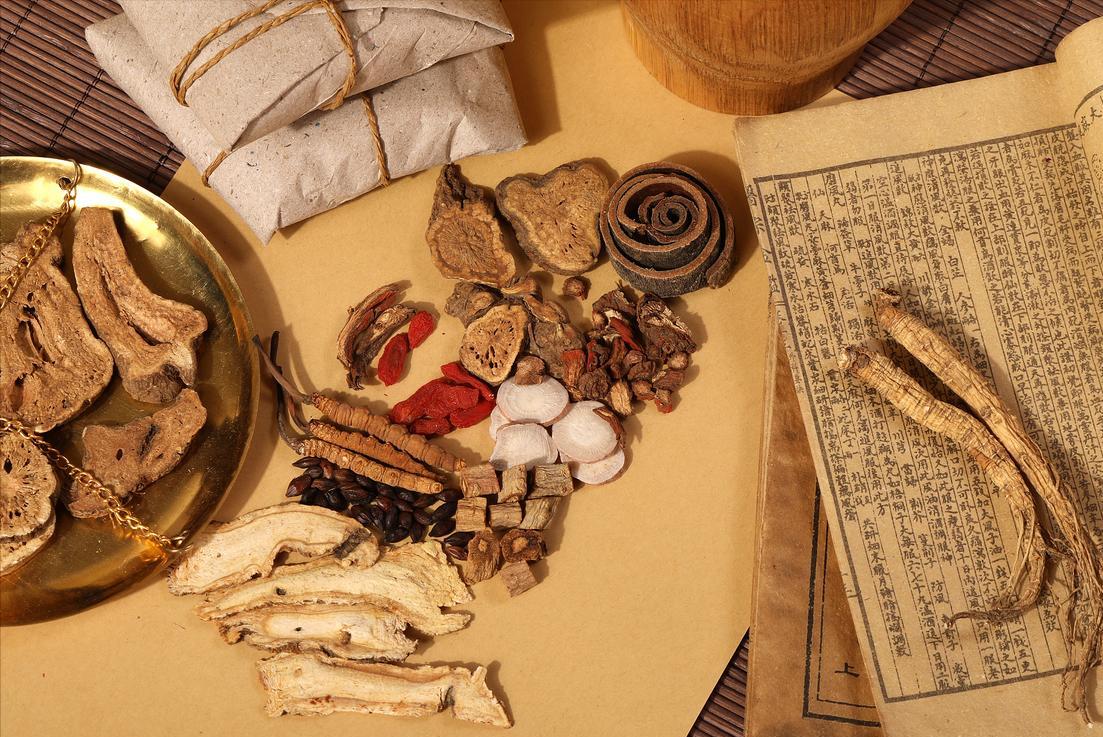 心血管狭窄搭桥好还是支架好,血管狭窄保守治疗还是搭桥手术