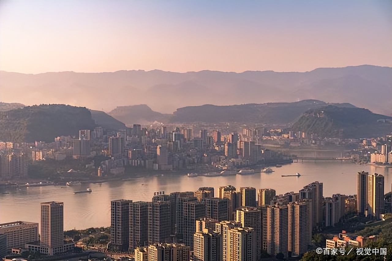 重庆小香港山城,重庆的小香港是哪个区