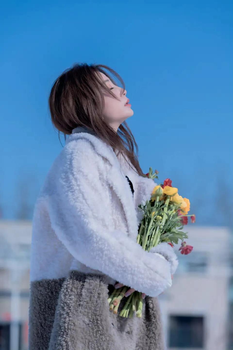 自从前夫入狱后，41岁“水蜜桃”殷桃，为何至今无人敢娶？