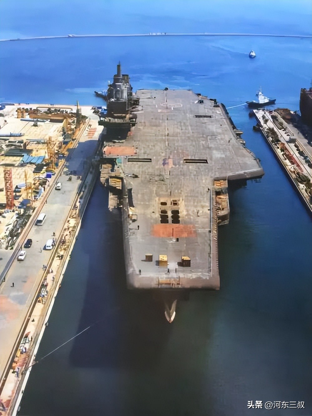 俄有权收回辽宁舰,俄议员收回辽宁舰