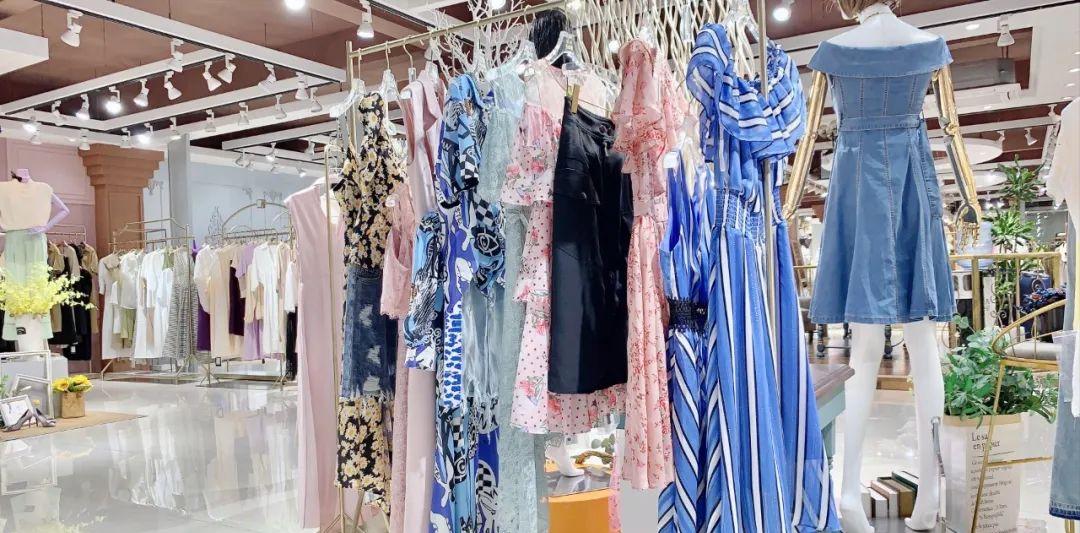 伊华欧秀连衣裙特价,伊华欧秀2019女夏季连衣裙