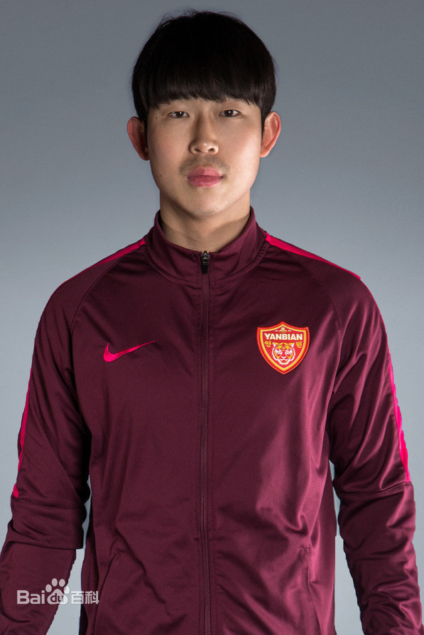 鍔犵洘杩囨亽澶х殑闊╁浗鐞冨憳鏈夊摢浜涗汉,鏈変汉閿掗摏鍏ョ嫳