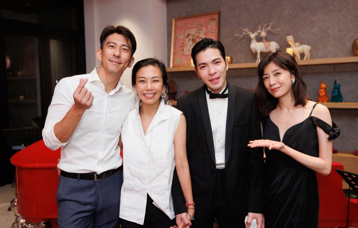 萧敬腾求婚成功先从经纪人开始,萧敬腾求婚50岁经纪人首次现身