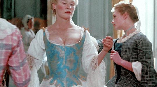 贵族帽女士,贵族皇冠怎样戴