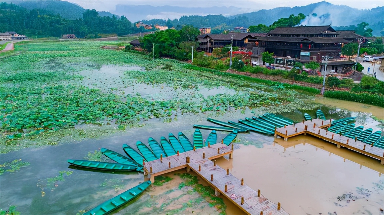 武隆仙女山和芙蓉洞哪个值得去,武隆仙女山一日游最佳景点
