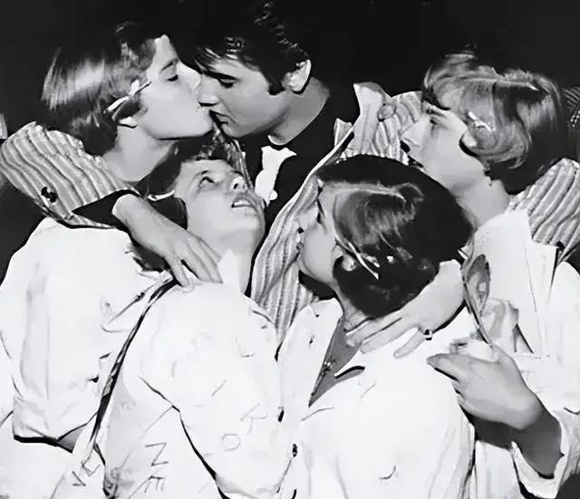 猫王独生女死因,猫王女儿真实死因