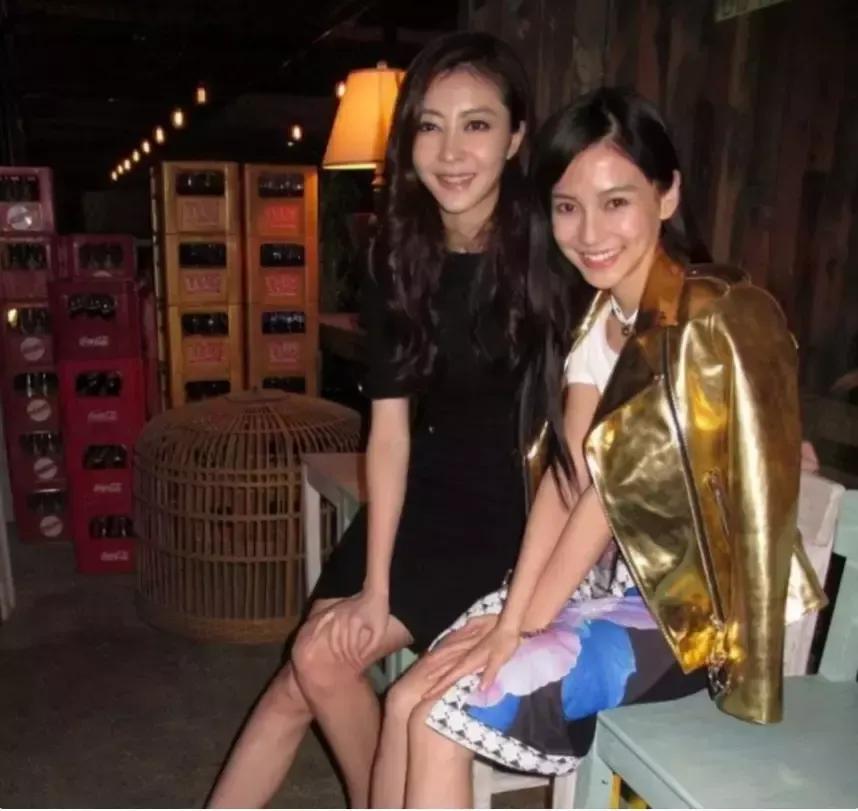 杨颖妈妈真人照片,杨颖妈妈个人资料