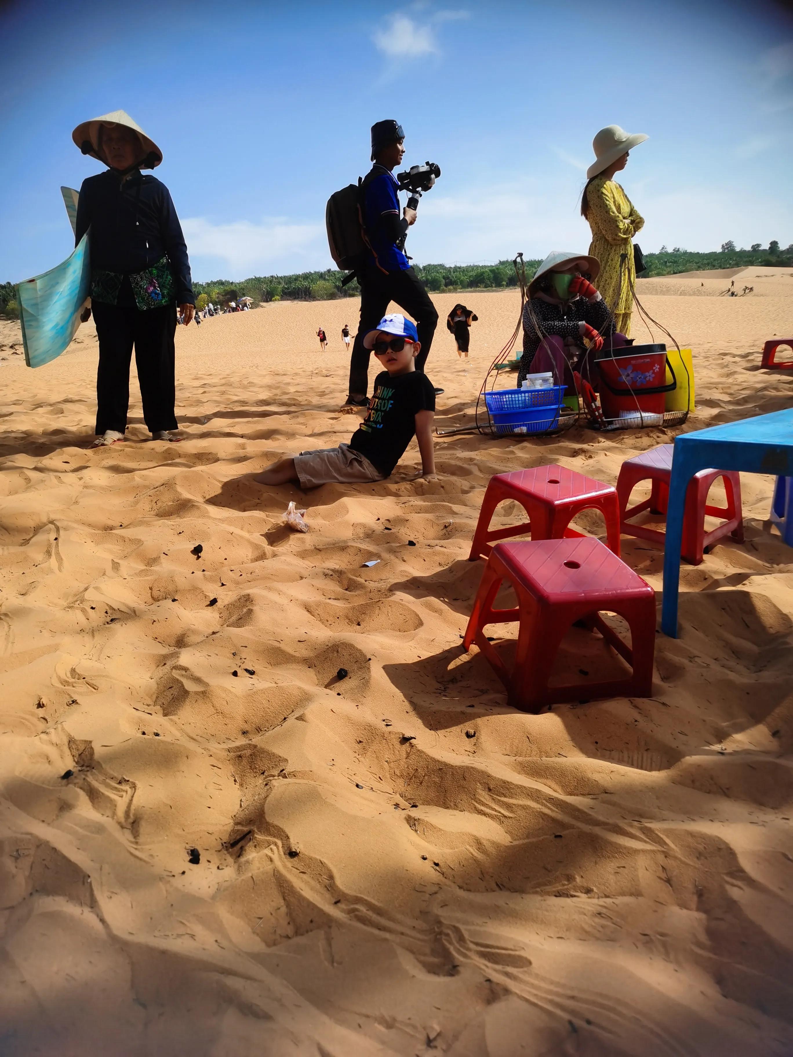 出来旅游三天两夜花1000元正常吗,出来旅游玩儿一天