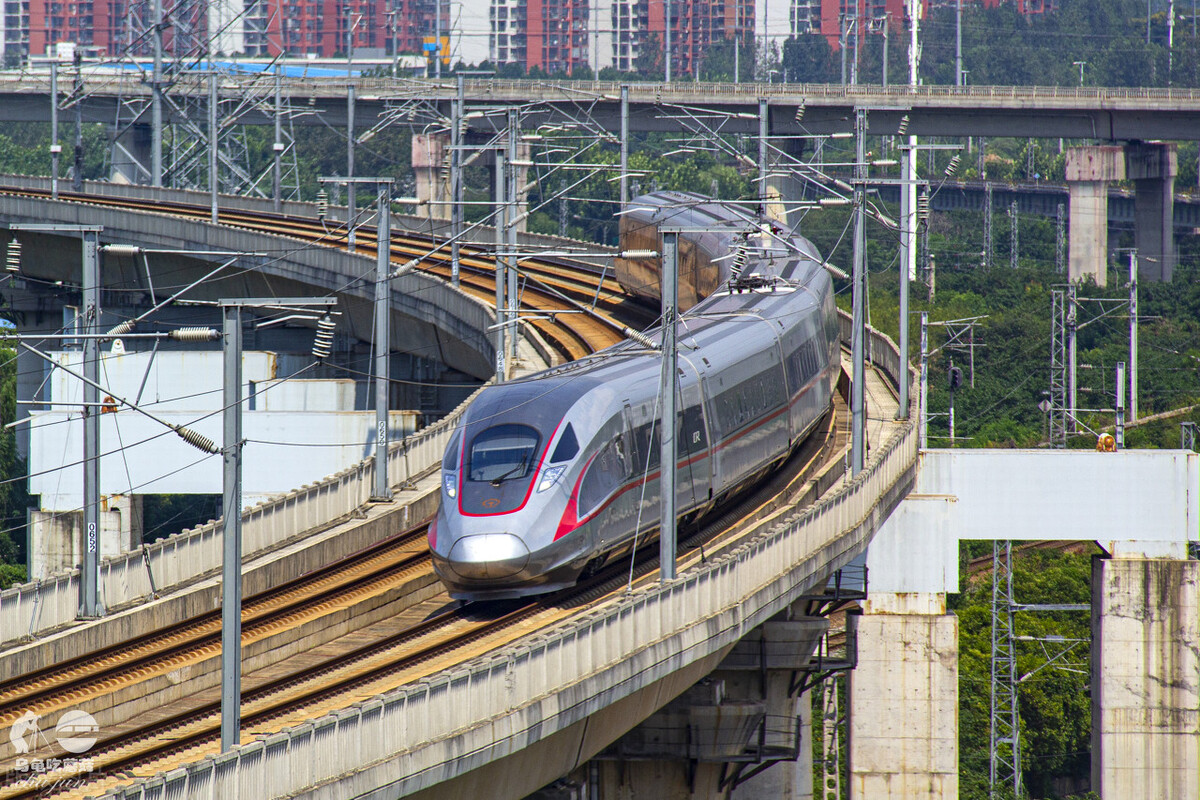 钢铁板块低估值,钢铁板块股票一览表最新