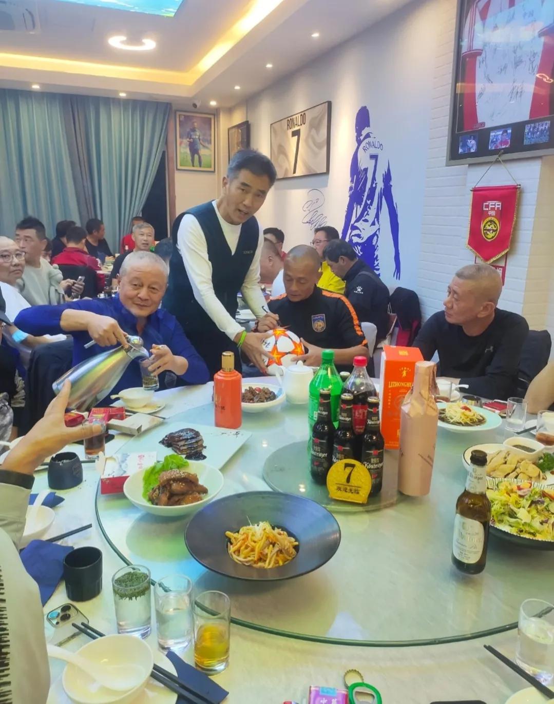 上海申花李中华,上海球员李中华