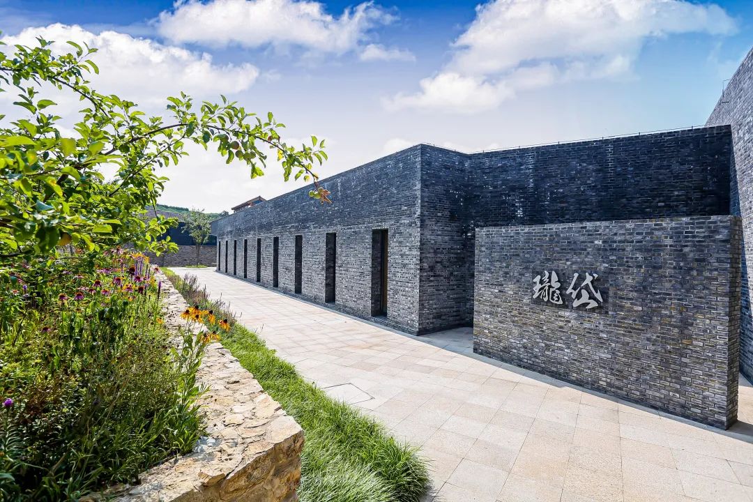 拉菲蓬莱珑岱酒庄正式开庄,拉菲蓬莱敦岱酒庄