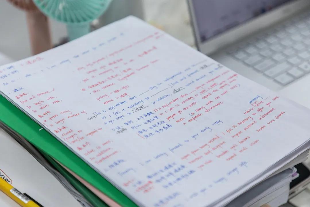 愿你以梦为马不负韶华考上大学,愿同学们以梦为马金榜题名