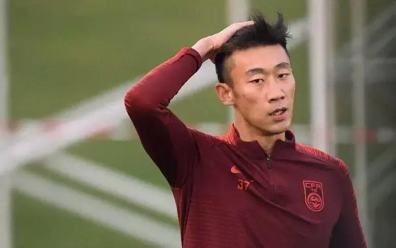 李铁以自己的方式拯救中国足球,李铁的产业