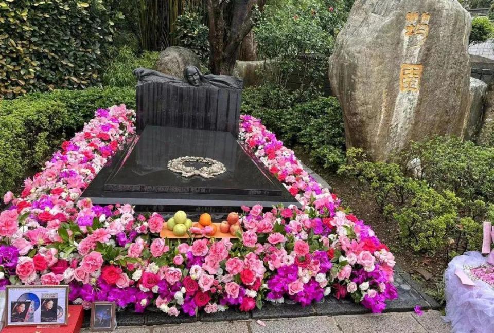 巩俐邓丽君,邓丽君和巩俐