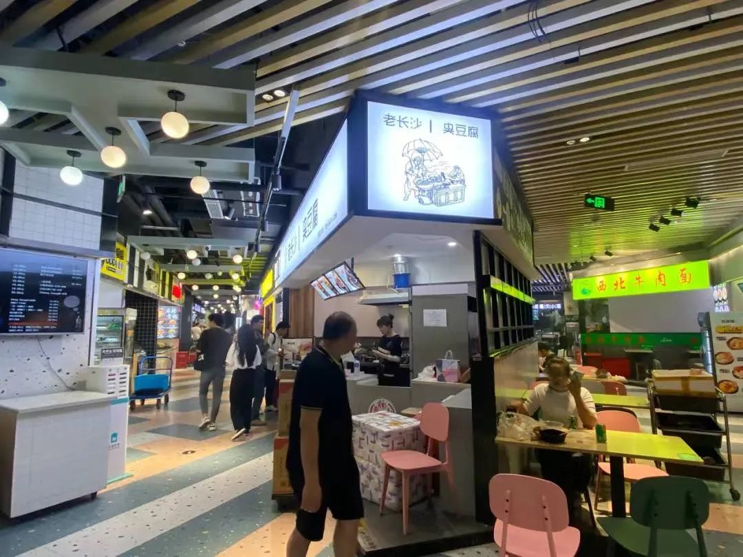 杭州最大的网红公寓夜景,杭州最大的主播公寓