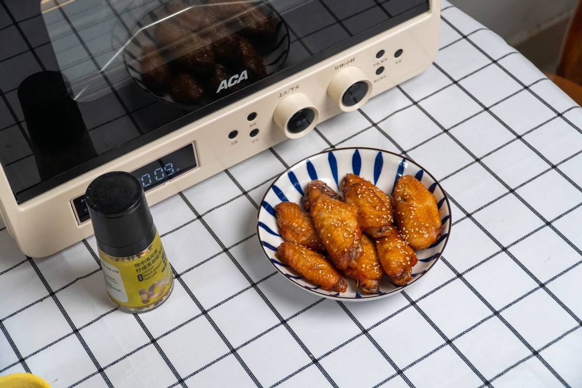 acaa8烤箱测评,厨房神器颜值爆表