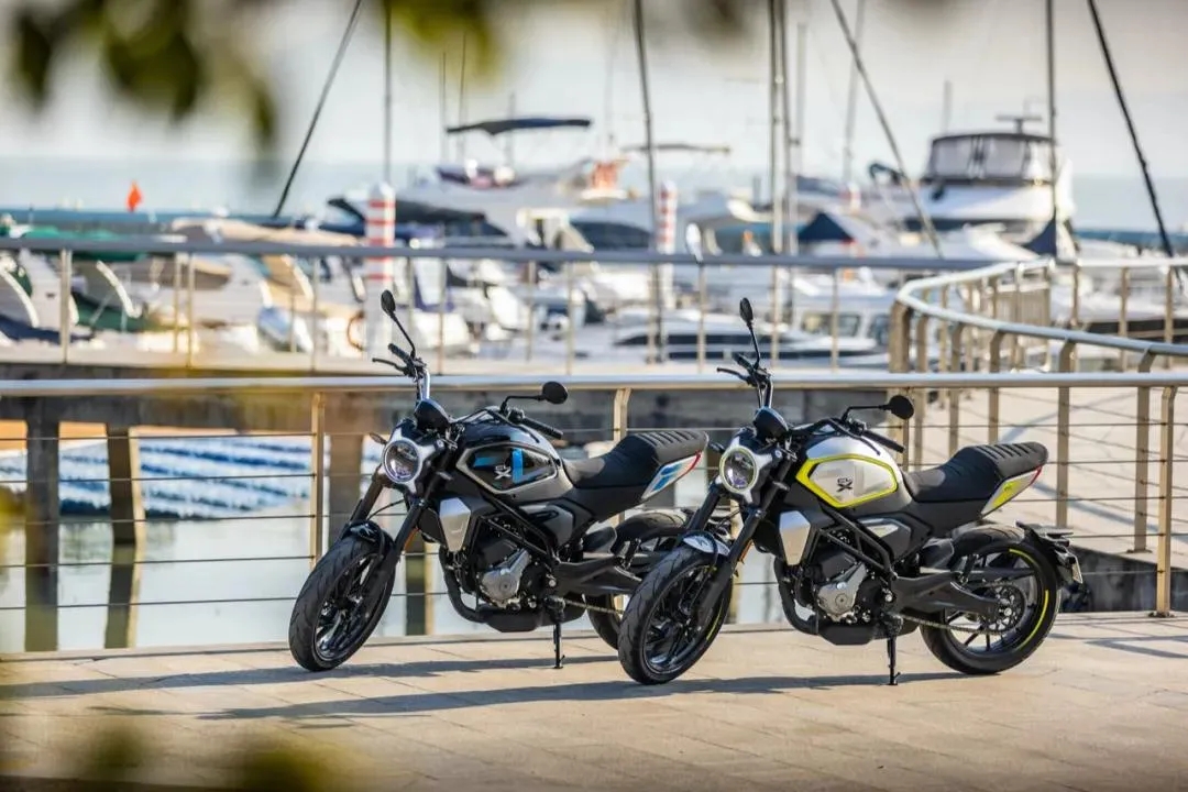 经济耐用选弯梁车还是踏板车,弯梁车和踏板车哪个体验好