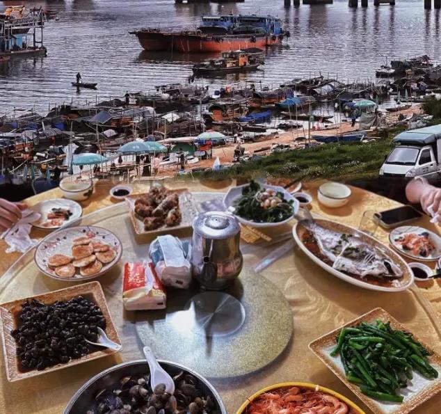 10只虾刺身大概多少钱,10元一只虾