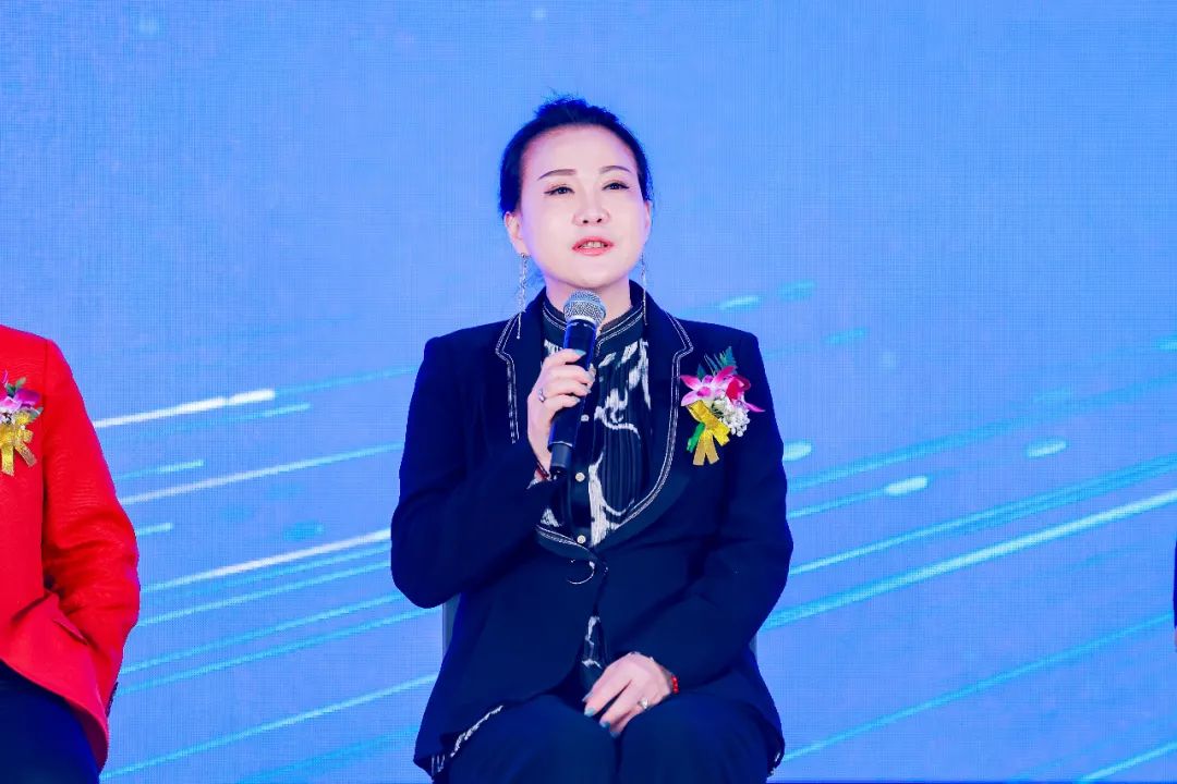 巅峰对话,领航者企业家-汽车后市场产业高峰论坛精彩瞬间