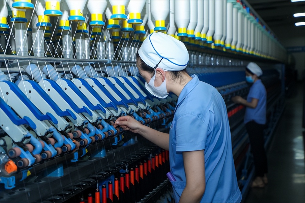 把握发展新机遇紧跟时代步伐,把握新机遇注入新动力开启新征程