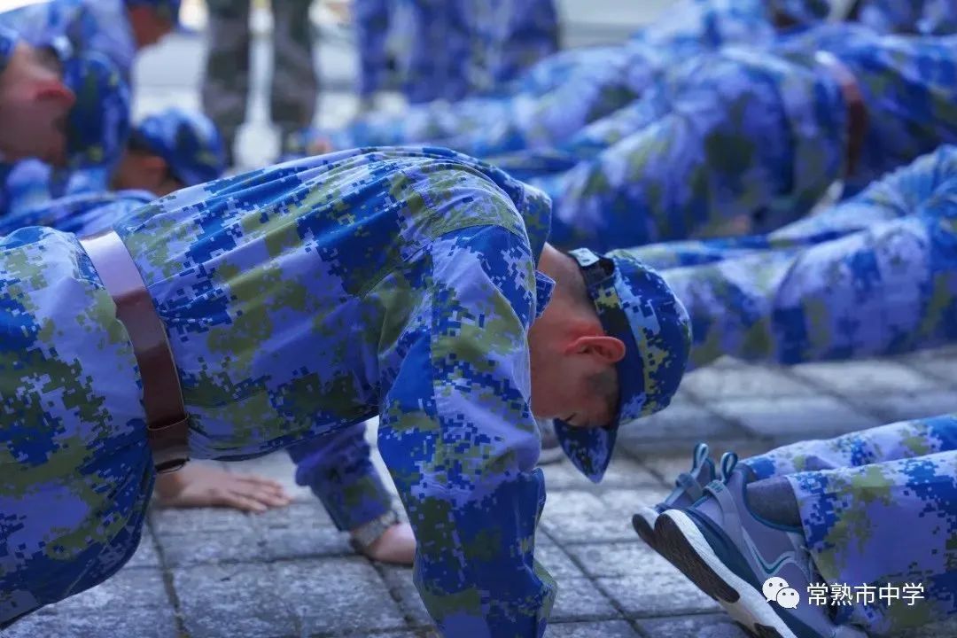 高标准军训,威武霸气的军训