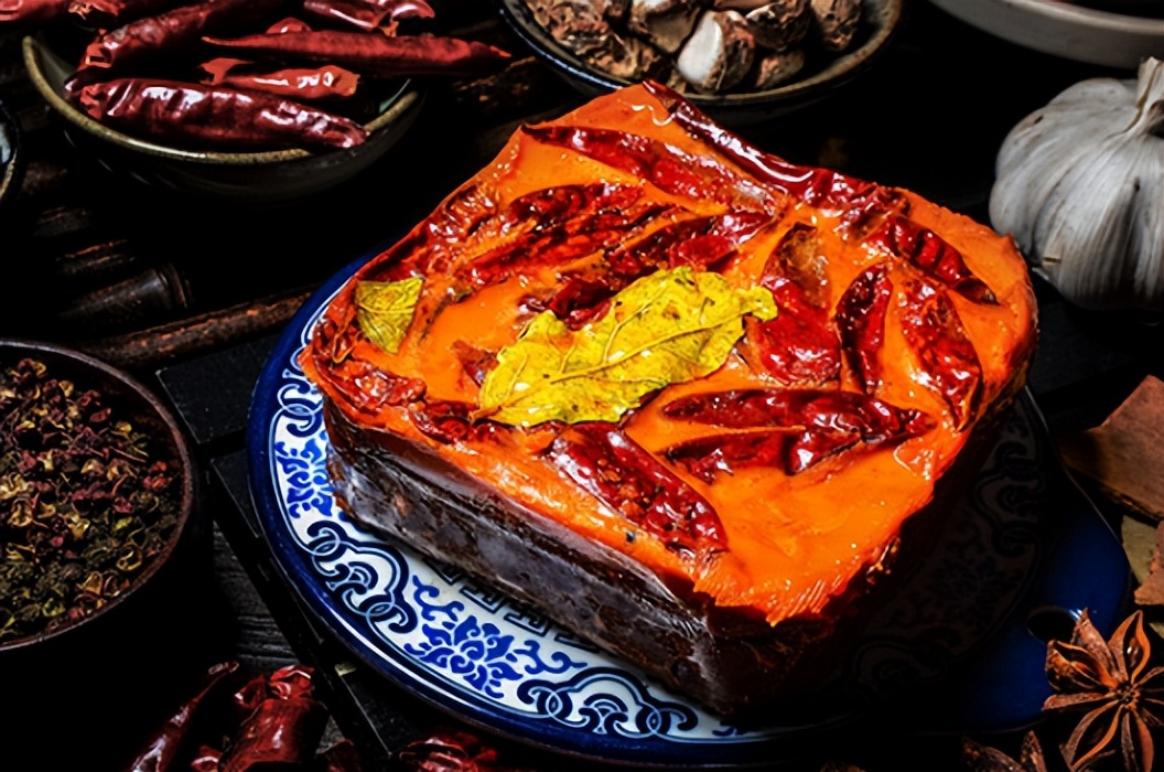 重庆旅游必吃的小吃有哪些,来重庆带什么好吃的特产回去