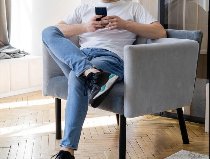 久坐影响身体健康案例,久坐的危害以及锻炼方法