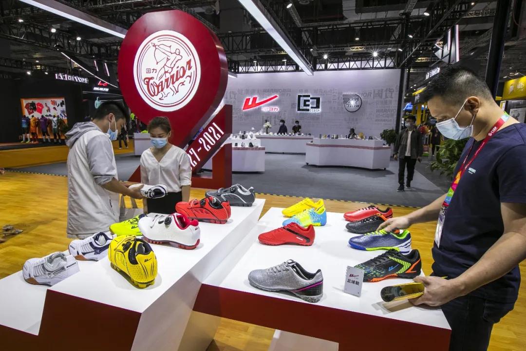 我们高攀不起的国潮,年轻人国潮为什么那么多