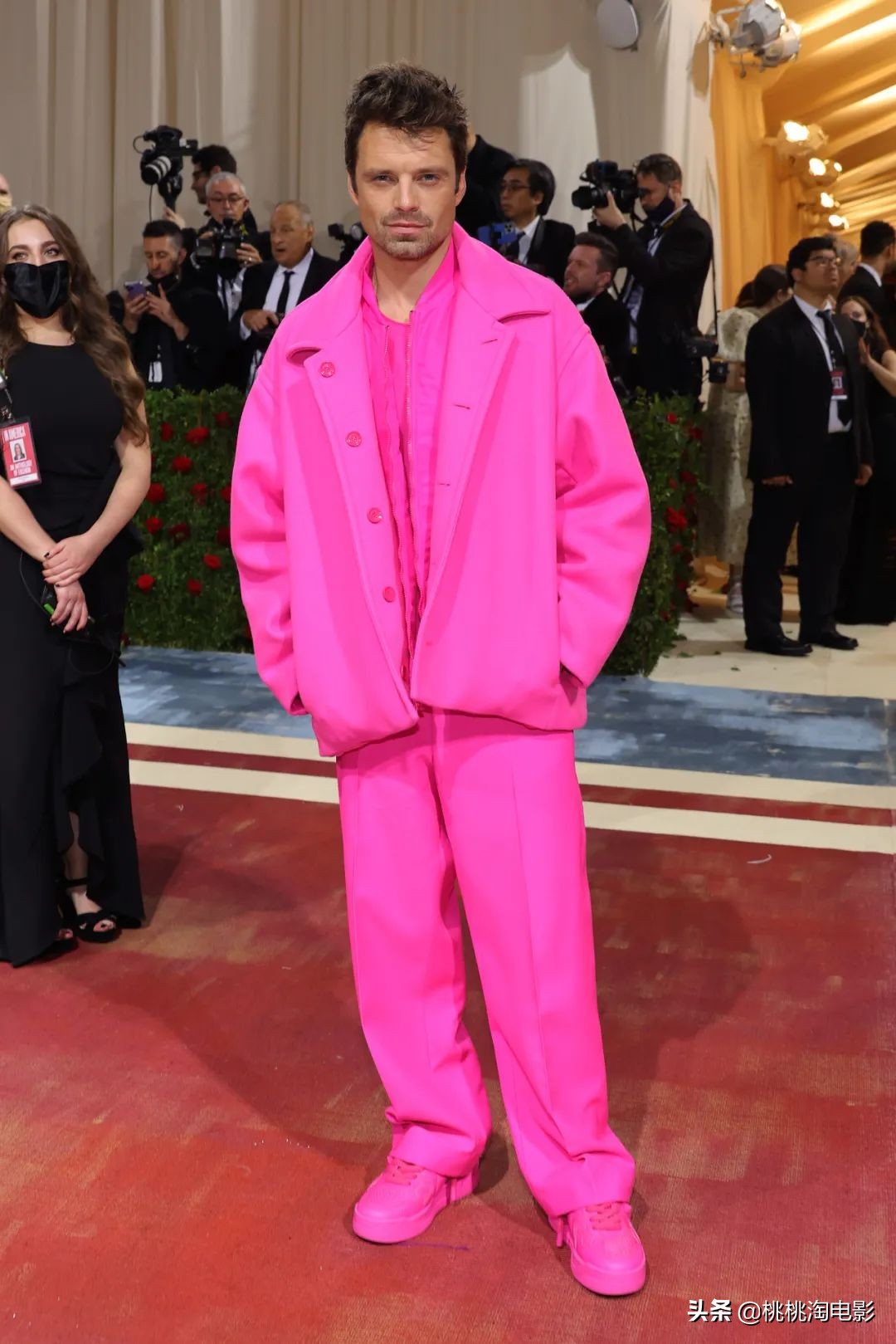 metgala群星红毯造型,2022metgala红毯完整版