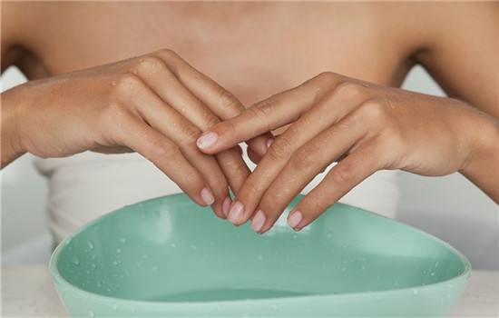 手上的倒刺怎么去除最快方法,手上长倒刺能剪掉吗