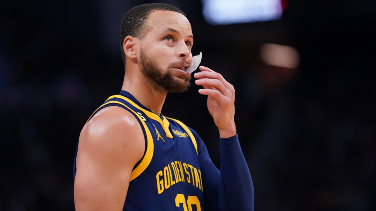 库里受伤最新消息勇士队,勇士官宣考辛斯伤情