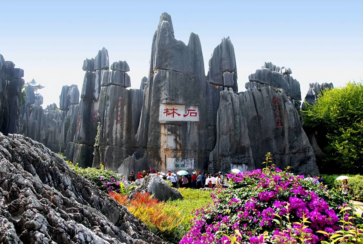 自驾从上海到昆明沿途旅游景点,大理和昆明之间有什么旅游景点