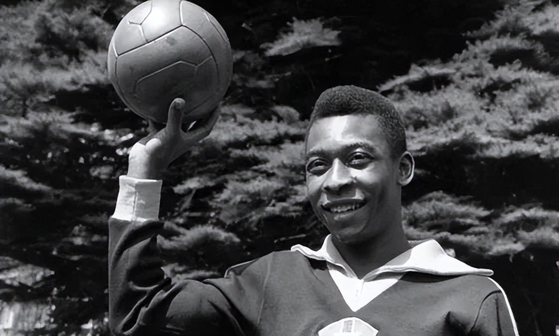 82岁球王贝利已进入临终关怀阶段,球王贝利坎坷的传奇成名之路