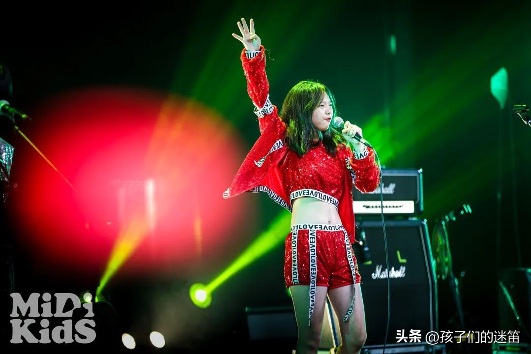 当硬摇滚小孩遇上作业，那就写成歌发泄一下吧