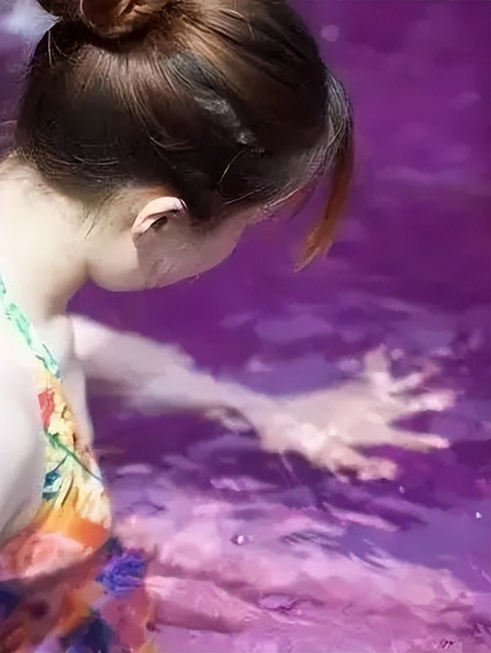 断崖式降温？不存在的！来这里泡天然火山温泉，吃药膳，巴适得很