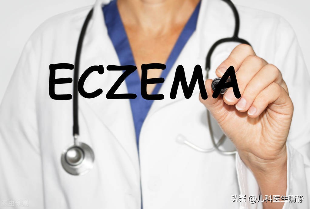 耳朵里边流水结黄痂,4个月婴儿耳朵里有黄痂