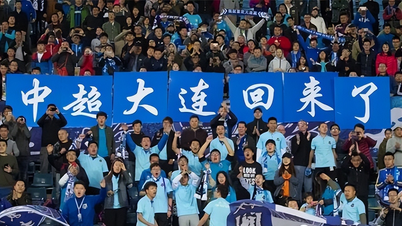 李铁爆出哪些人打假球,李铁新闻发布会怼领队