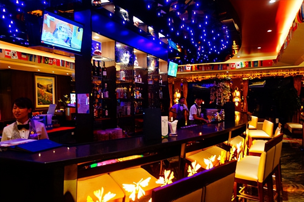 酒吧大屏幕互动视频,音乐酒吧大屏幕互动