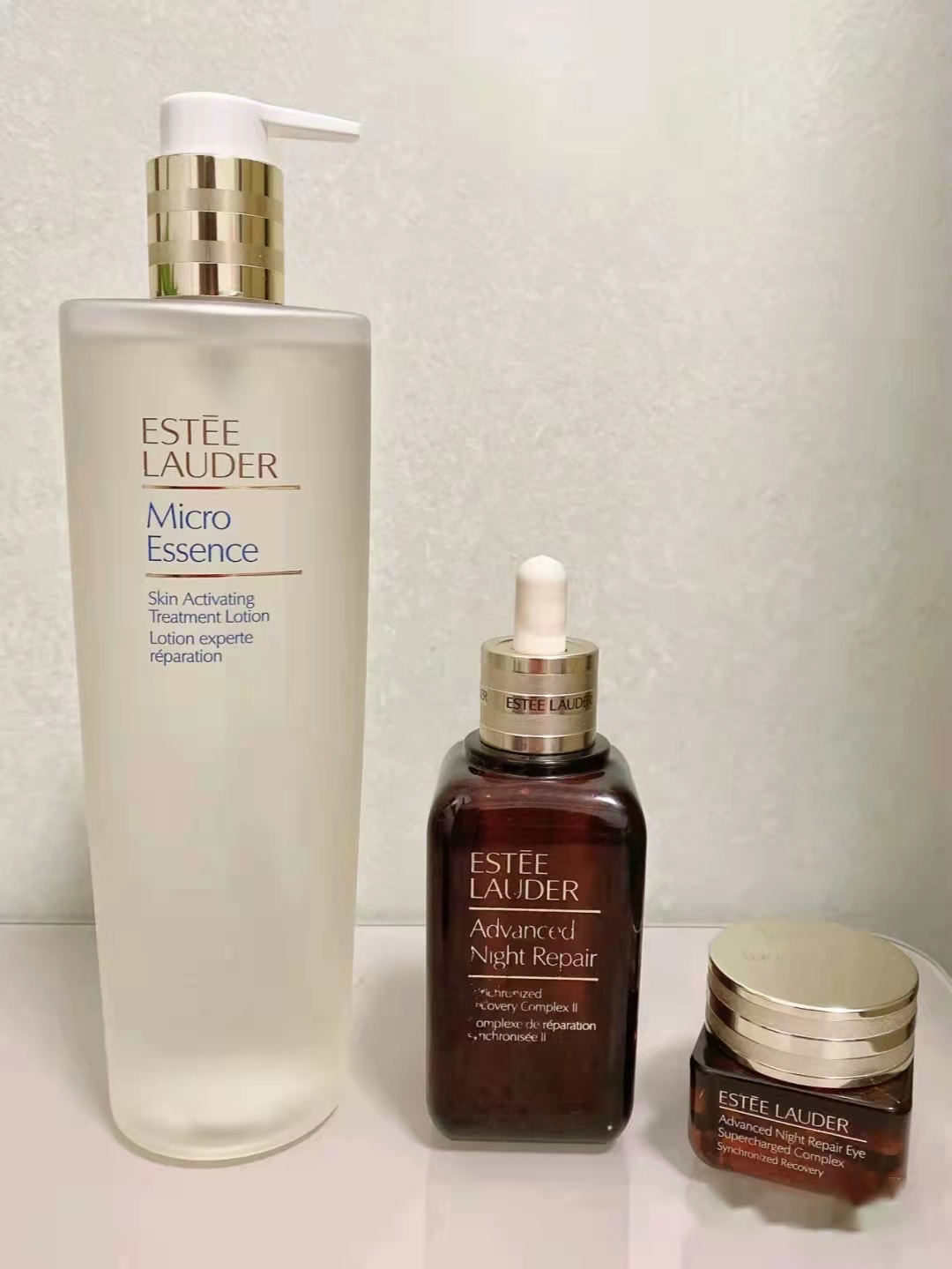 兰蔻和雅诗兰黛哪个价格比较贵,雅诗兰黛和兰蔻价格比较