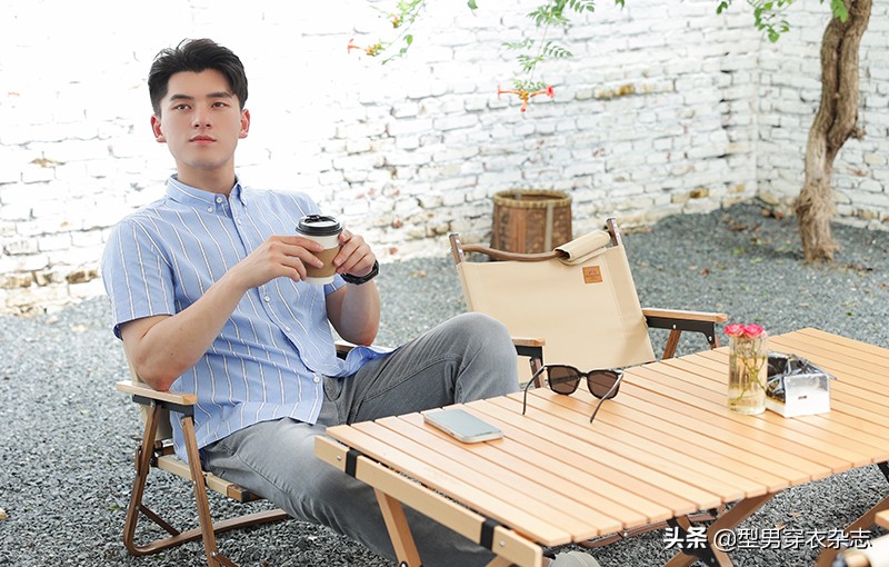 男士低调清爽干净利落纯欲风穿搭,冬季休闲商务风男士穿搭