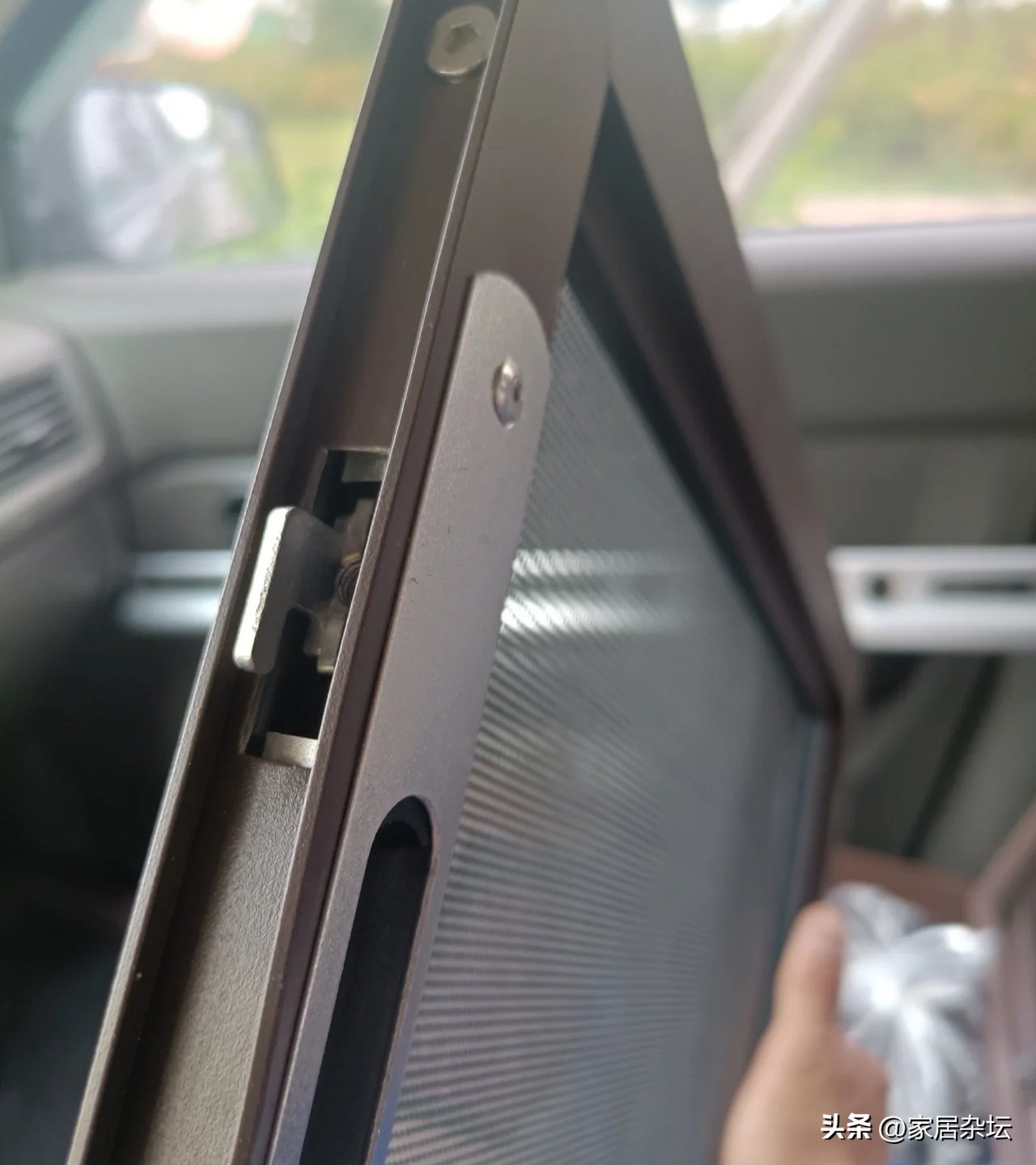 金刚网纱窗市场现状,金刚网纱窗总掉下来