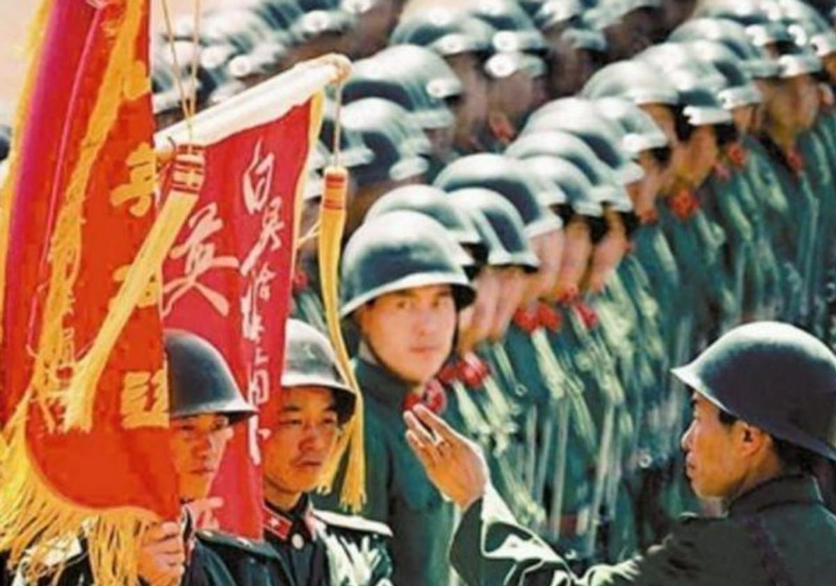 1985年大裁军，铁道兵领导不服，*小平邓**回应：头头不通，调头头