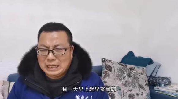男子沉迷赌博和妻子离婚,男子嫌妻子好吃懒做起诉离婚