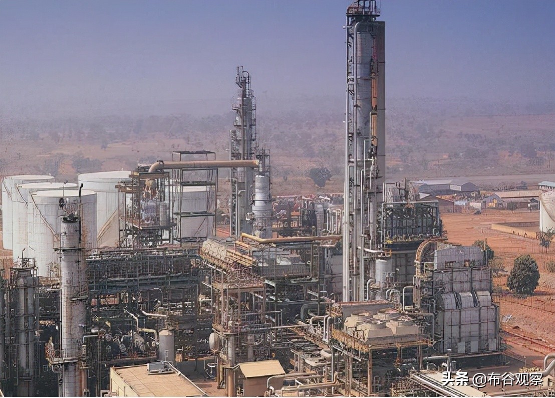 中国一边进口石油，一边出口成品油，卖价还便宜，这是为什么？